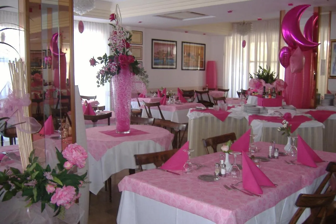 ***  Hotel Villa Rosa Misano Adriatico Italia